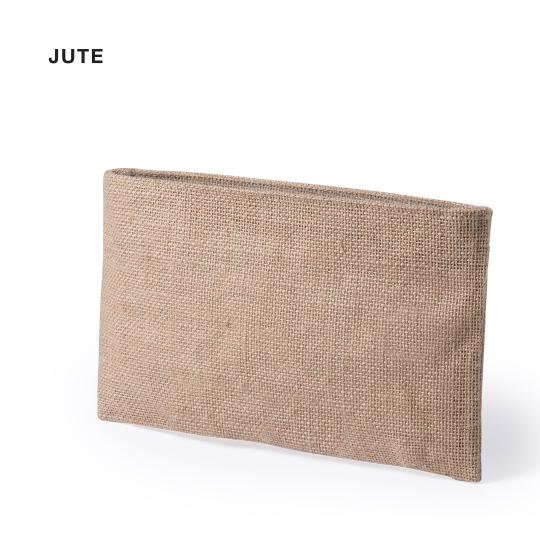 Necessaires