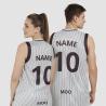 T-shirt promotionnel de basketball avec col en V (Production)