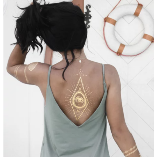 Tatuagens adesivas douradas...