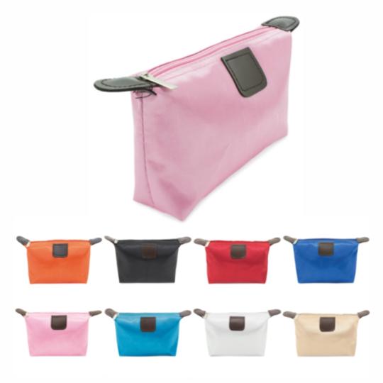 Necessaires