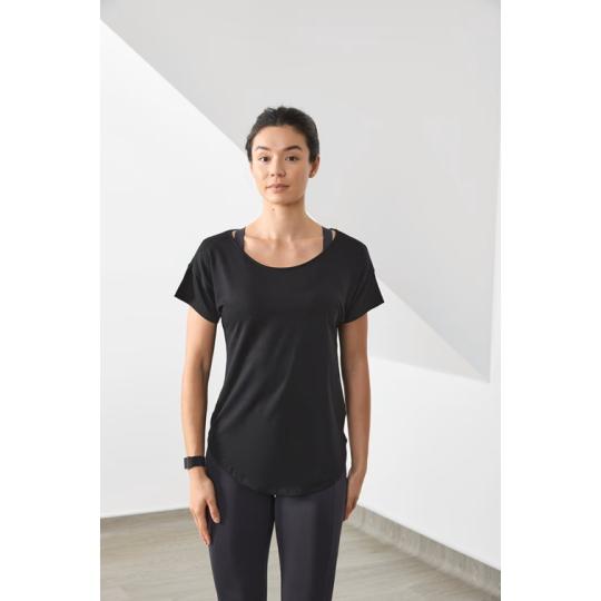 T-shirt scoop neck de senhora