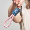 Porte-clés avec cordon court et logo en détail de PU (Production)